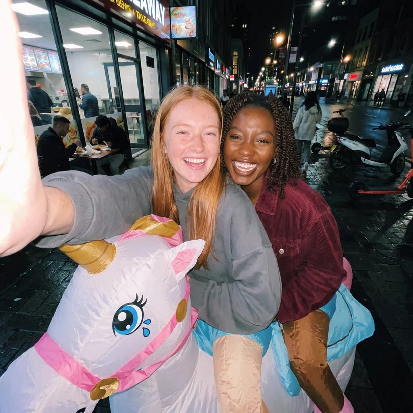 🦄 2-Person Inflatable Unicorn Costume – 30-Second Duo Party Costume for Halloween, Best Friends & Events