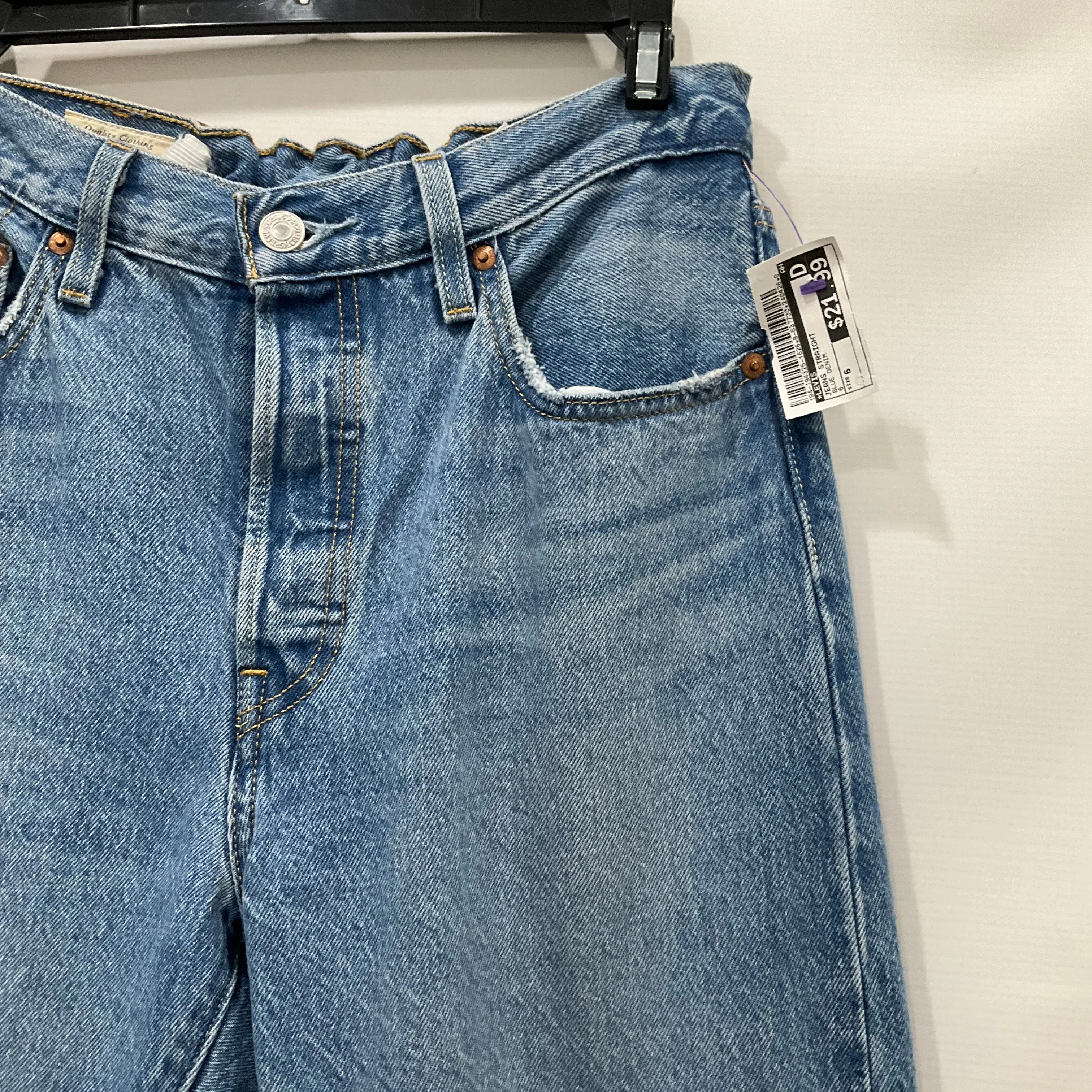 Blue Denim Jeans Straight Levis, Size 6