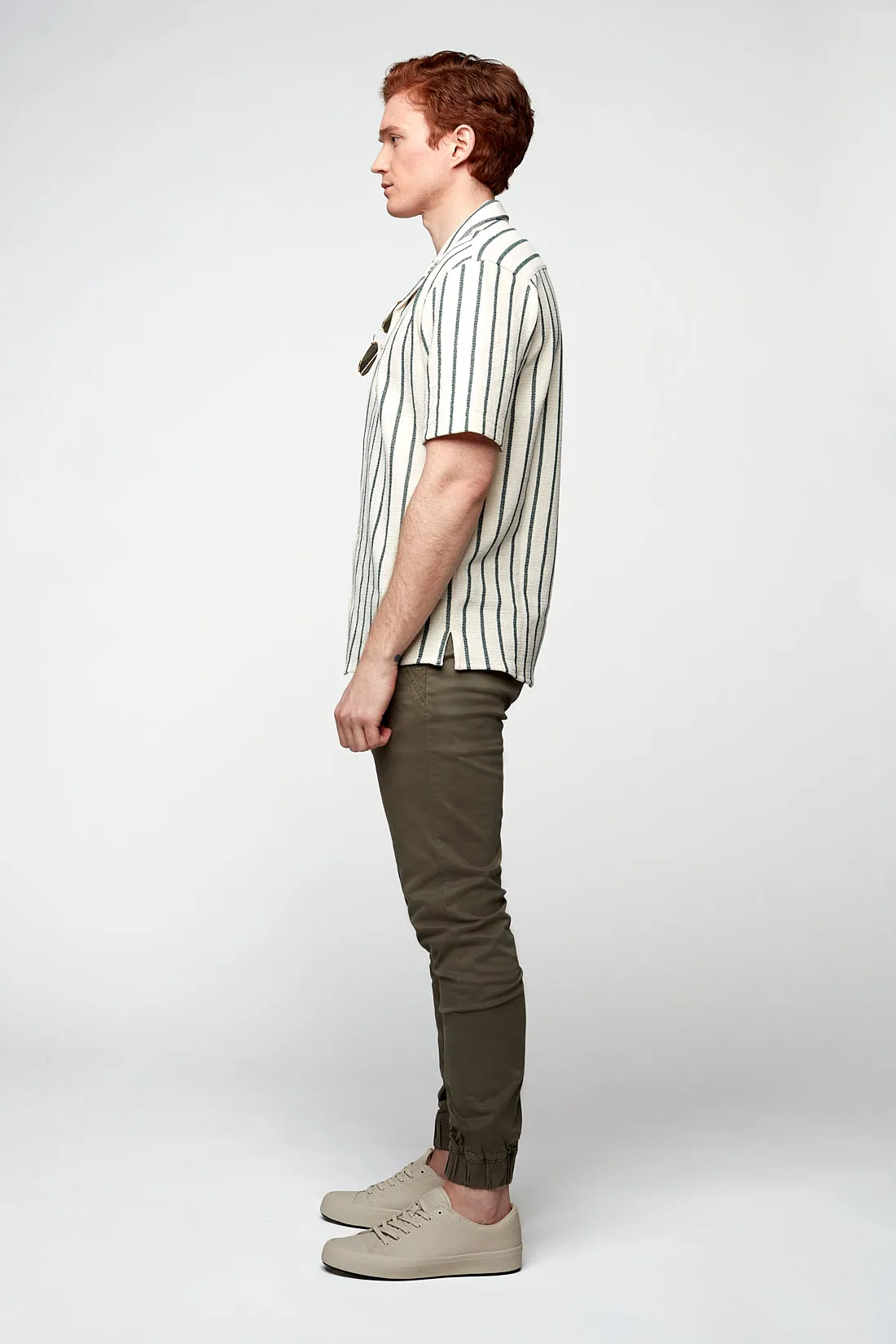 COOPER -  Slim Fit Chino Jogger - Olive