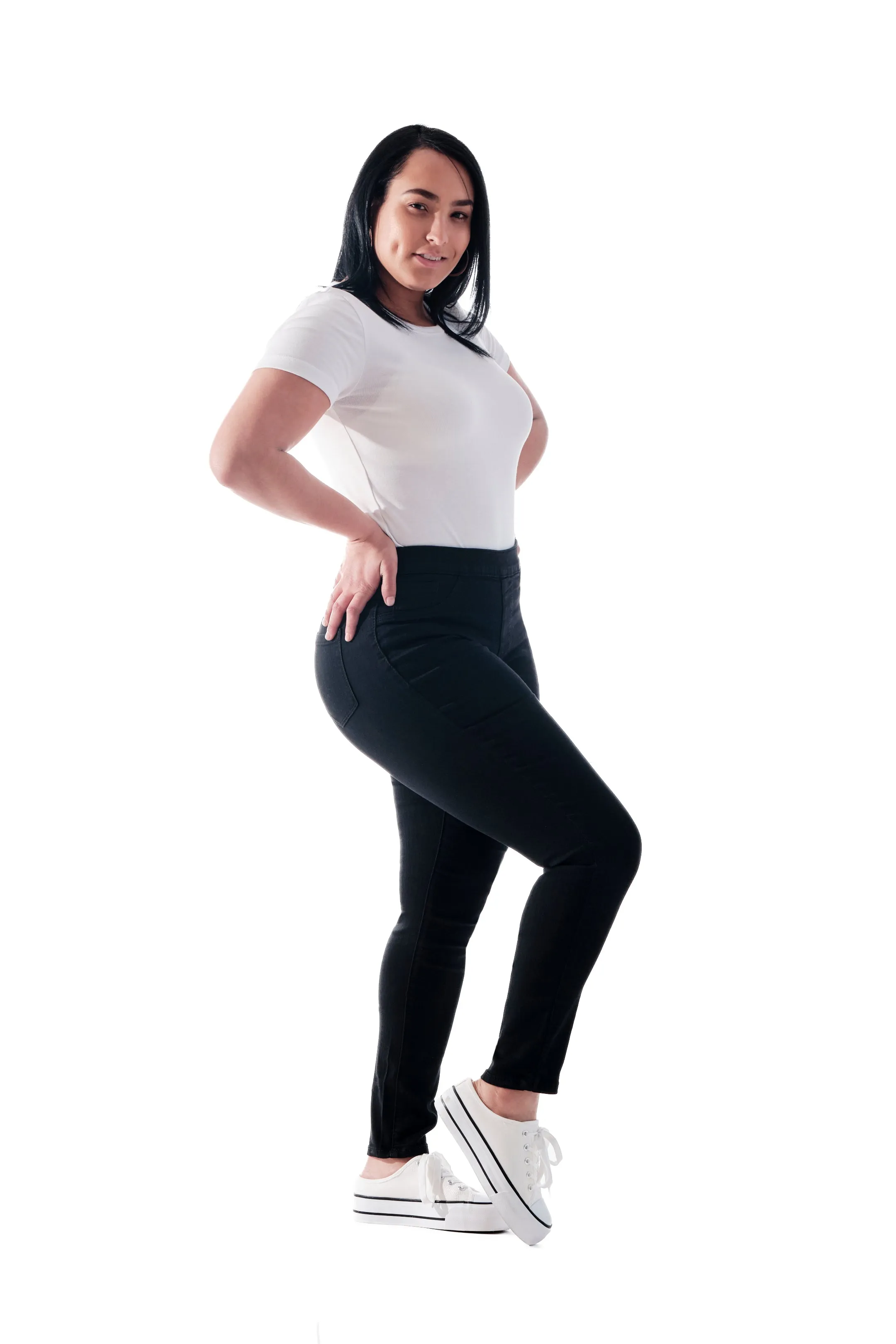 Curvy Silk Denim Pull-On Legging in Black