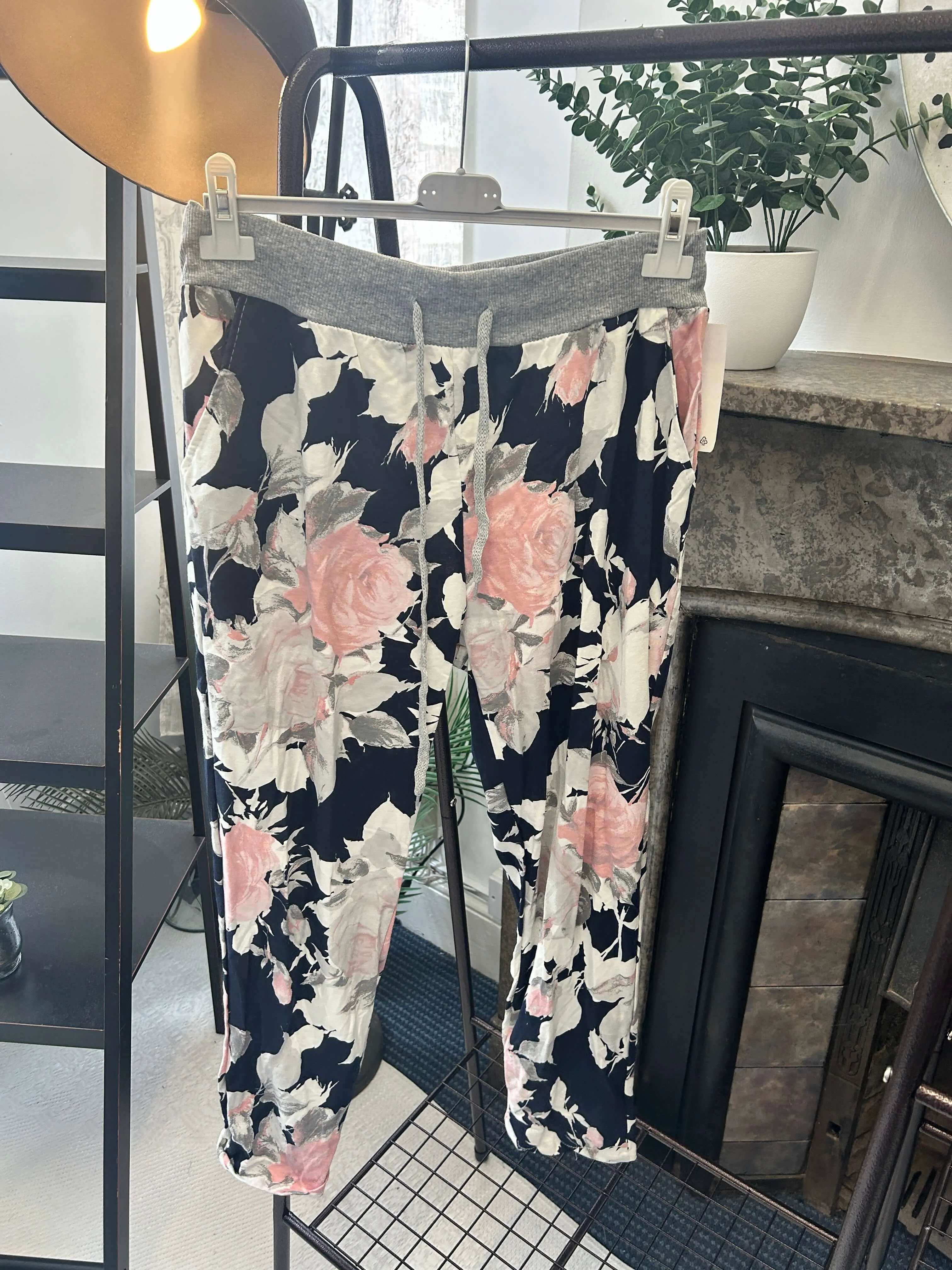 Floral Rose Print Jogger