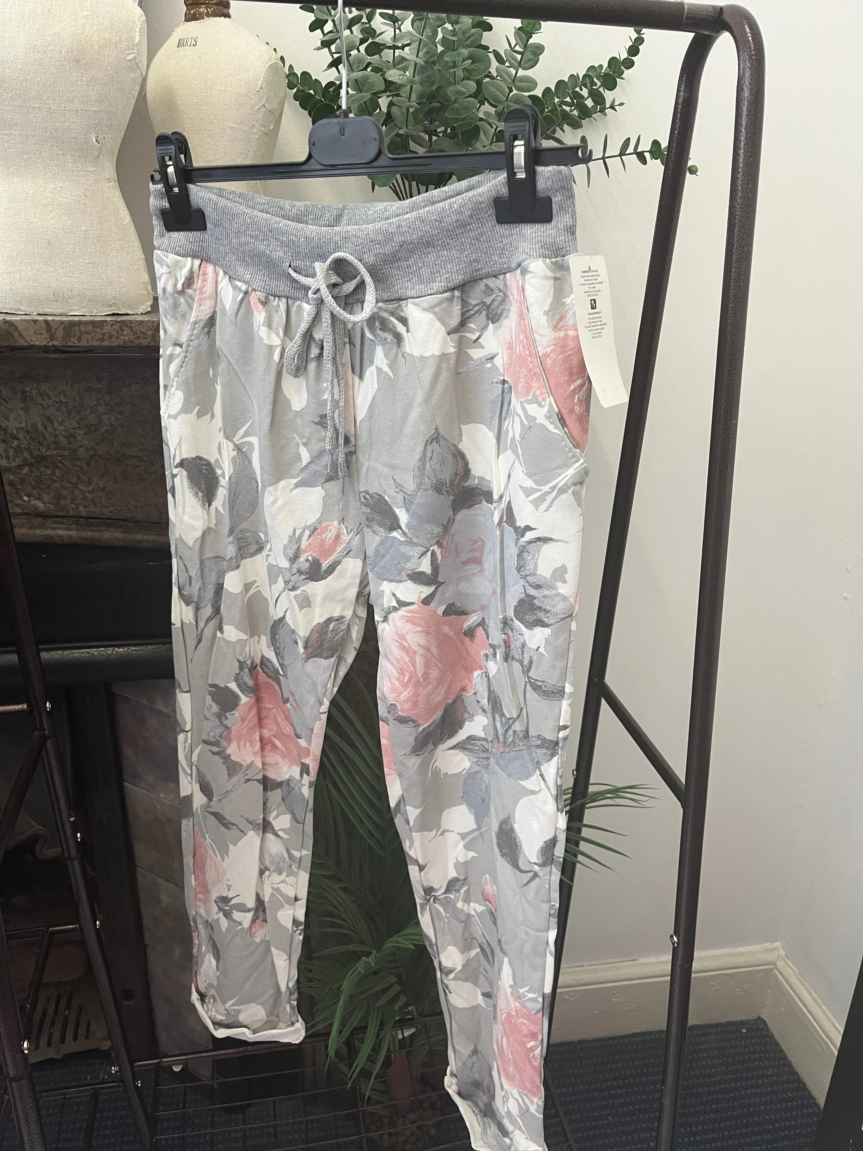 Floral Rose Print Jogger