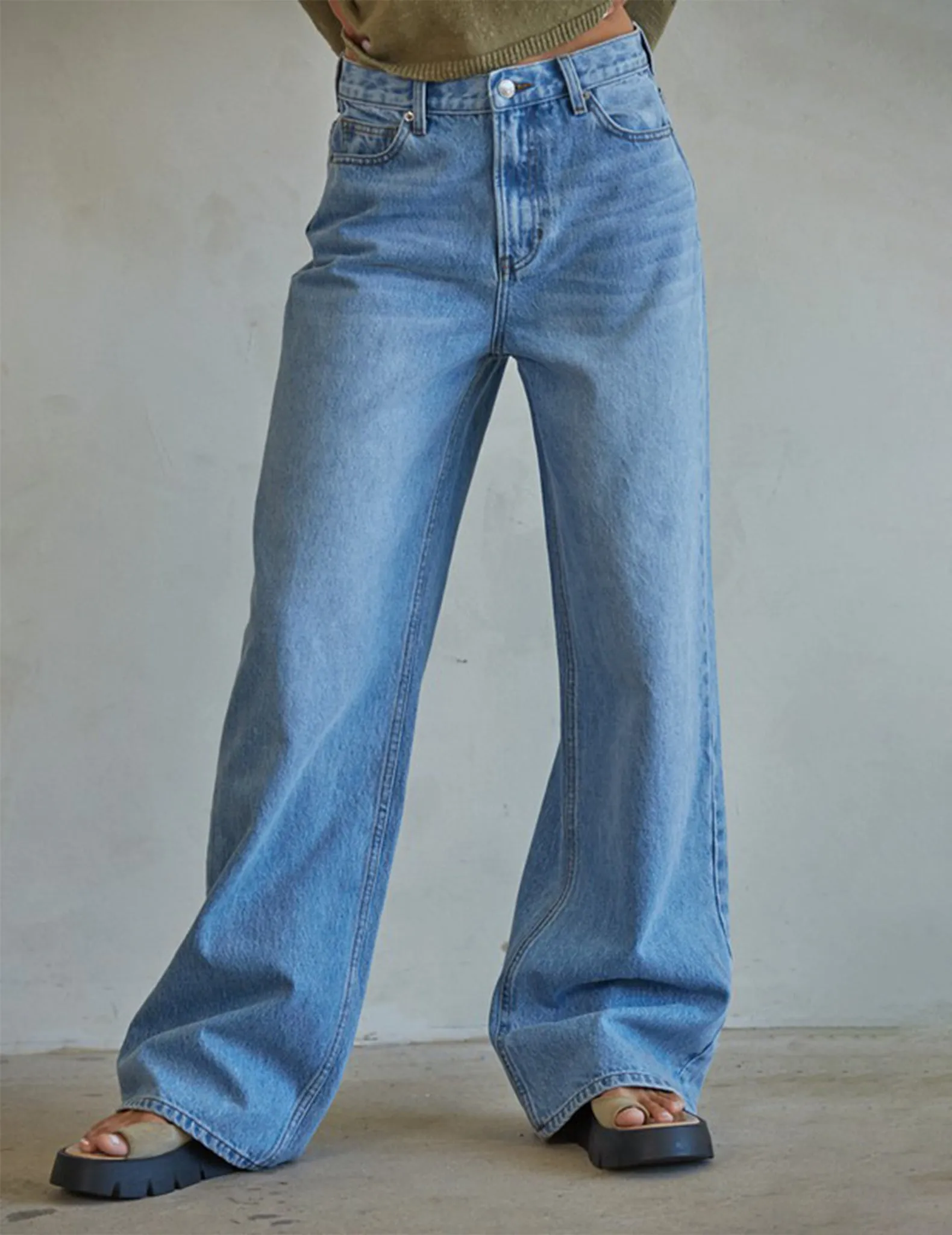 Goldie Wide Leg Vintage Wash Jeans