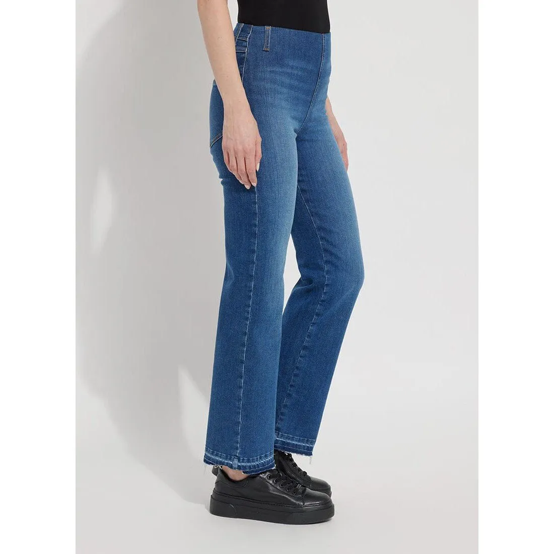 Lysee' Premium Relaxed Straight Denim Midwash