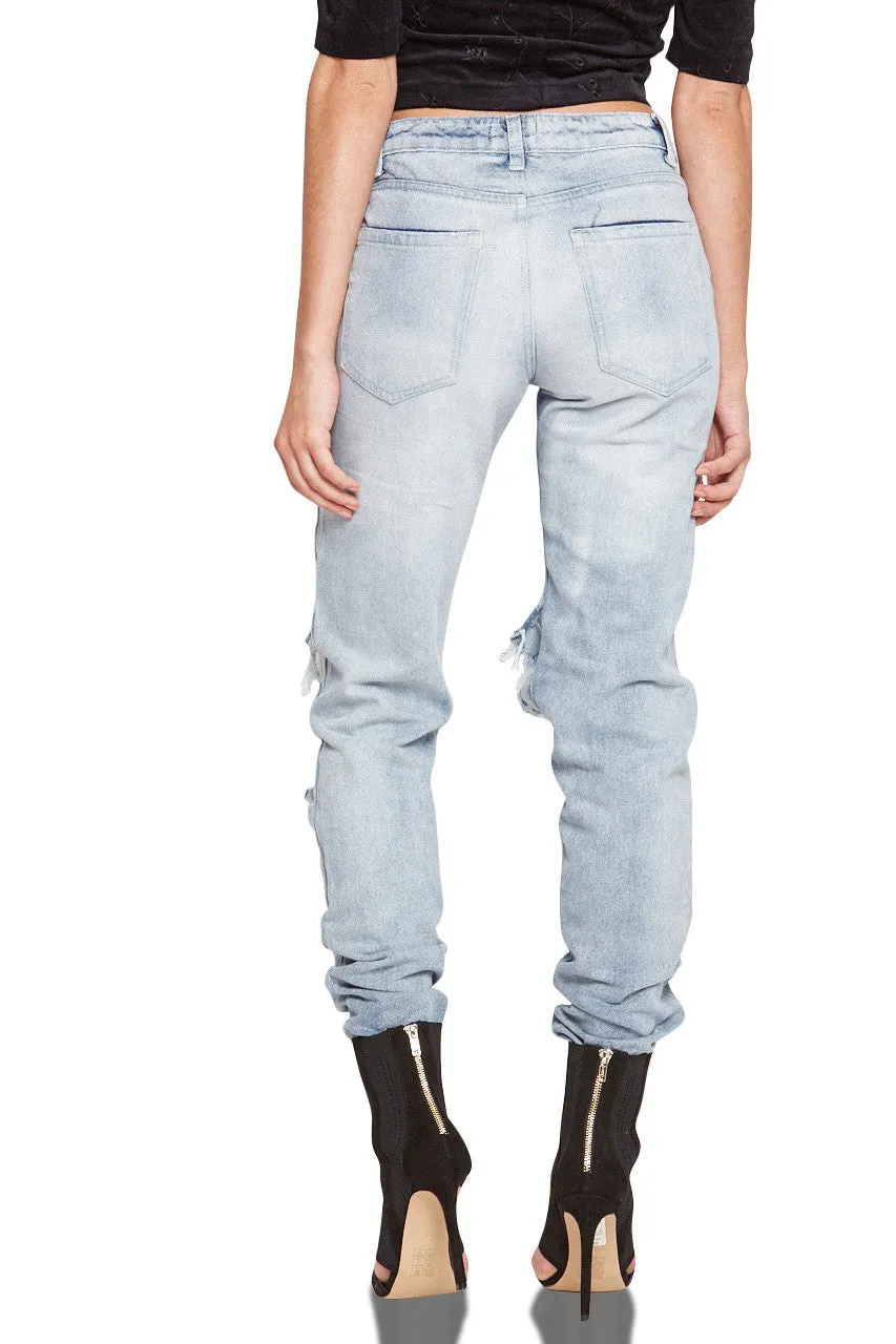 NAOMI BOYFRIEND JEANS