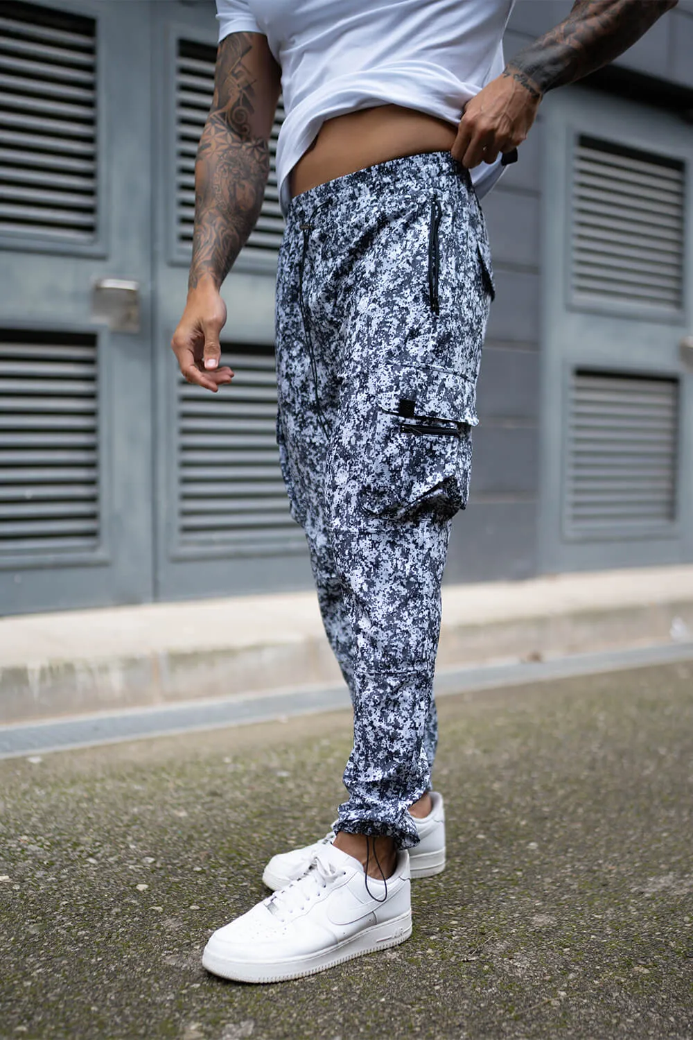 Raptor Cargo Pants - Snow Camo