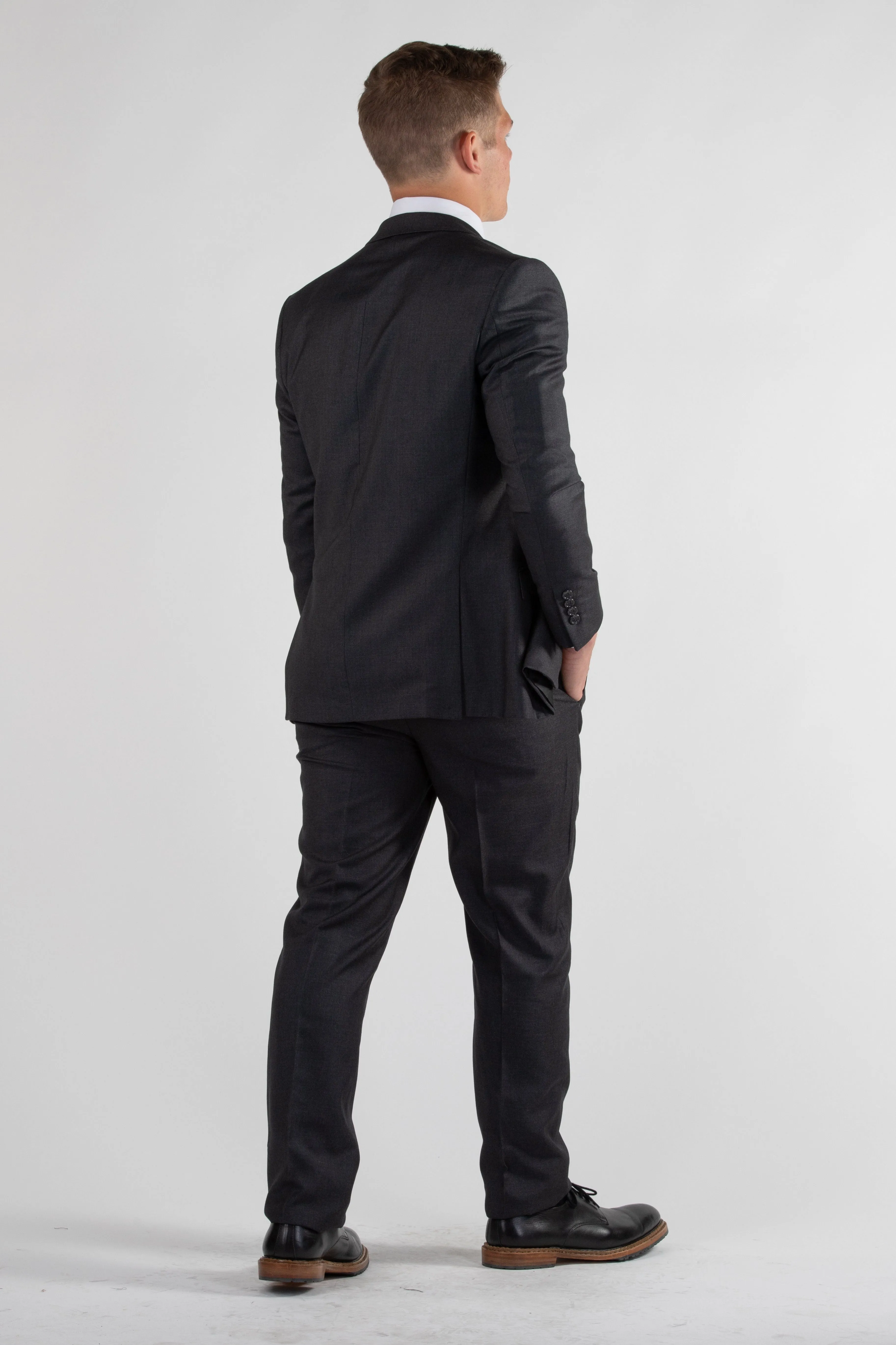 Signature Suit Slim Charcoal