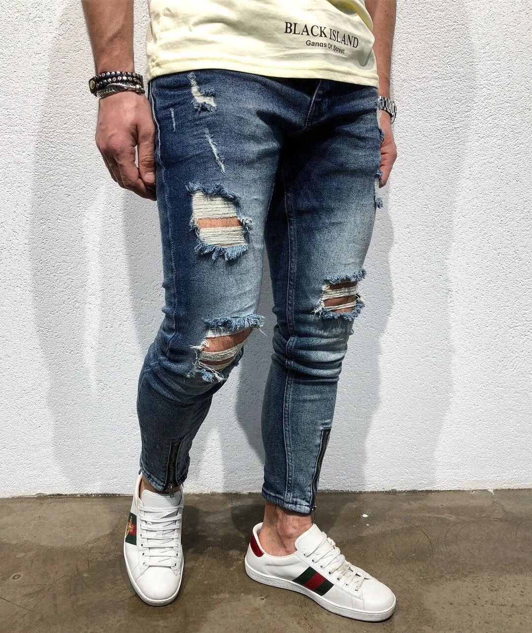 Sneakerjeans Blue Front Zipper Ripped Jeans B90