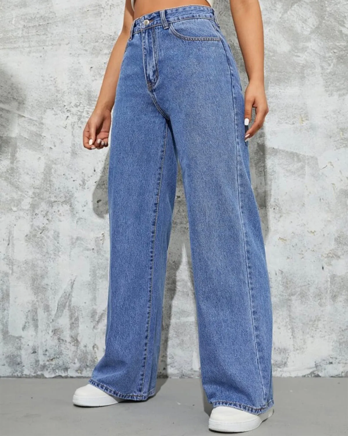 WASHED RELAXED FIT JEANS