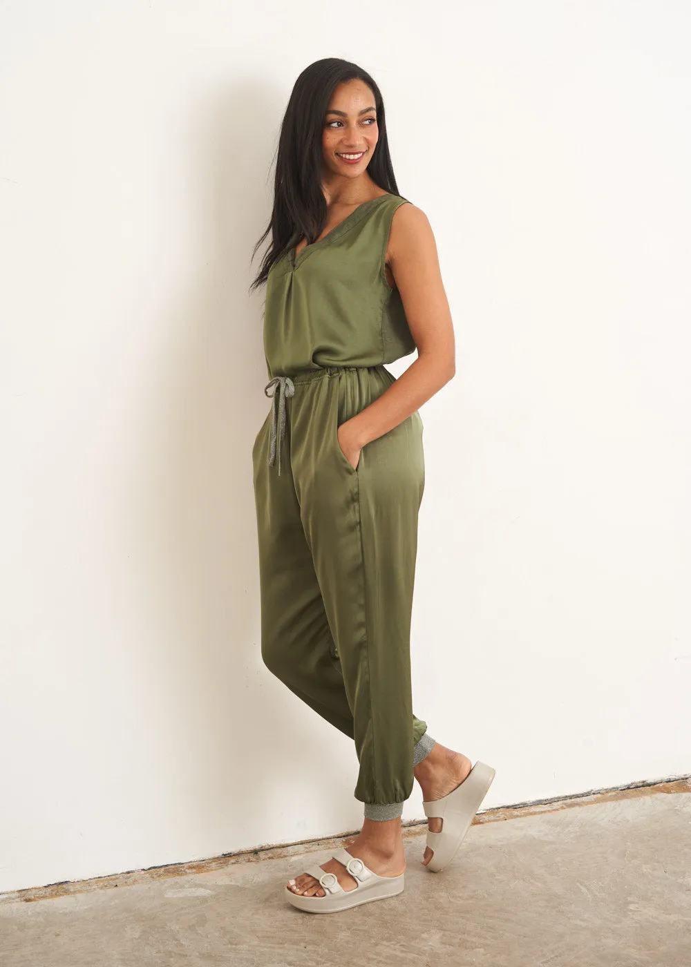 ZENA SATIN TROUSERS - KHAKI